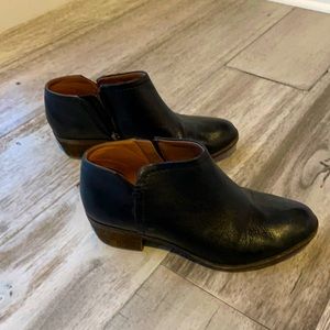 Lucky Brand flat booties